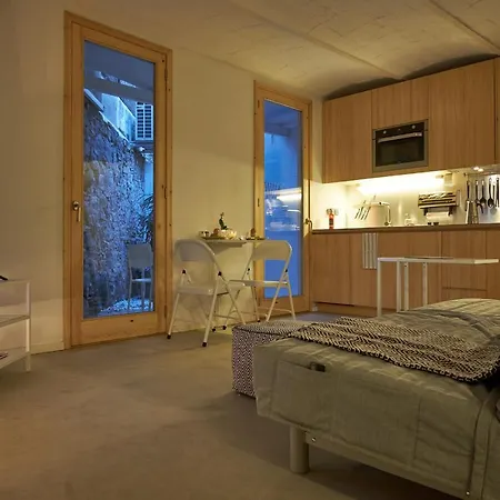 Apartment Luxury 1br With Patio Near The Barcelona
